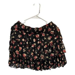 Mandee Women’s Black Floral Lace Ruffled Mini Skirt w/ Elastic Waist Size L Y2K